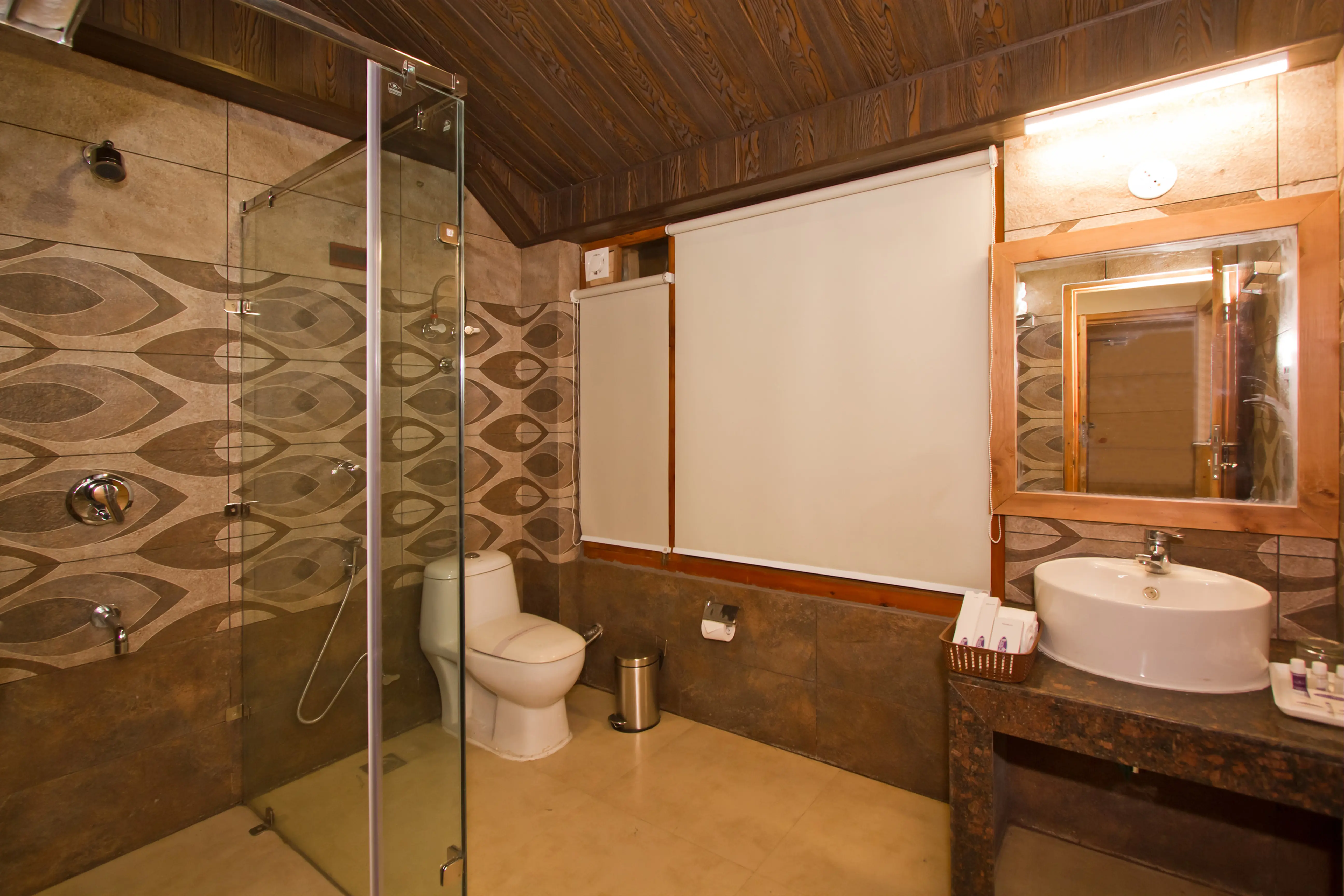 Honeymoon Resorts Manali